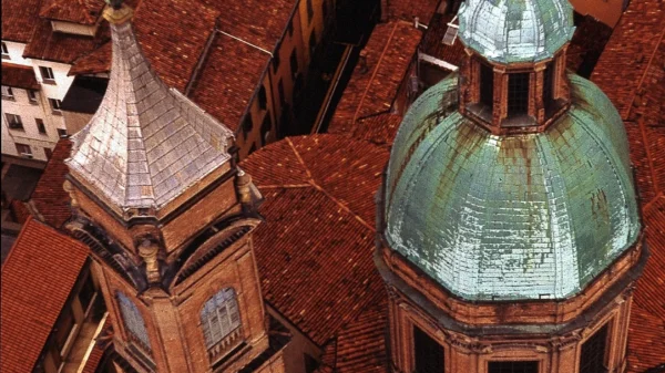 La città di Bologna, la dotta la grassa la rossa