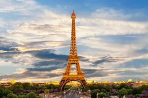 La tour eiffel è uno dei simboli di Parigi e della Francia. Patria di Ubisoft, Clair Obscur e Assassin's Creed